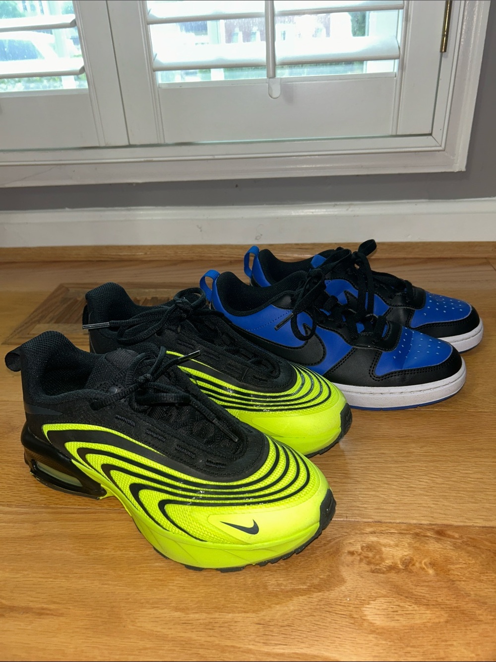 Nike Big Kids Sneakers - sz 5